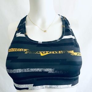 Nike | Womens Sports Bra | Women’s Medium